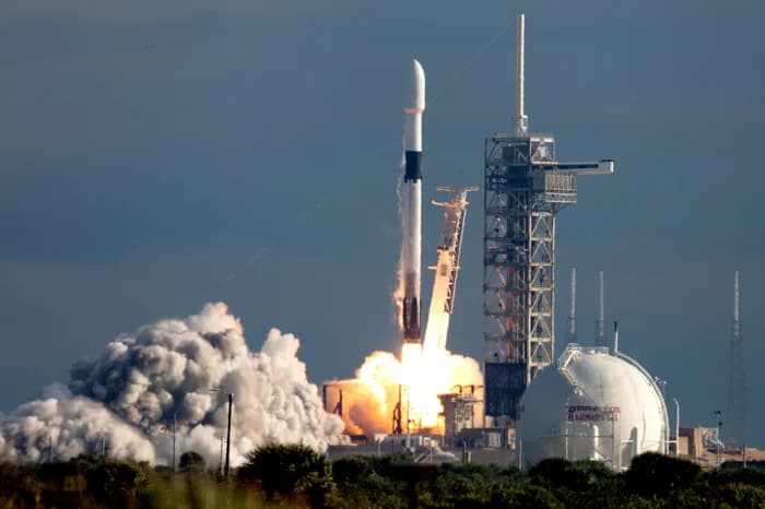 Cover Image for Firefly Aerospace вышла на Nasdaq с оценкой $6,3 млрд после успешной лунной миссии